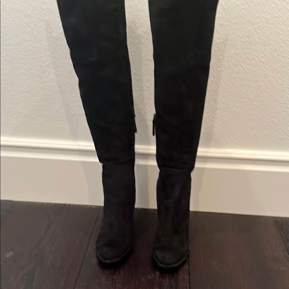 Elegant Black Women's Knee-High Boots